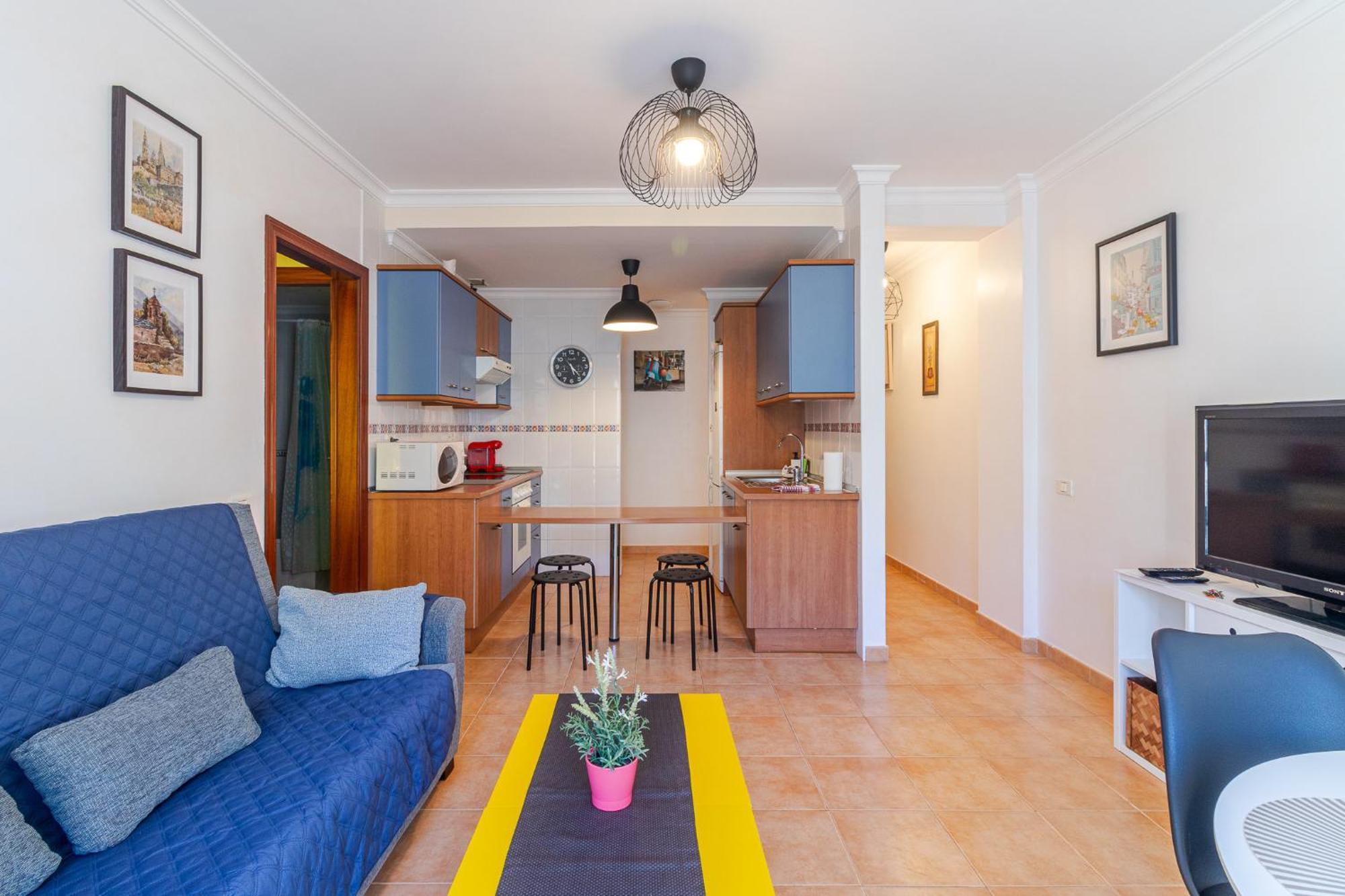 Flatguest Sardina Pool Apartament *